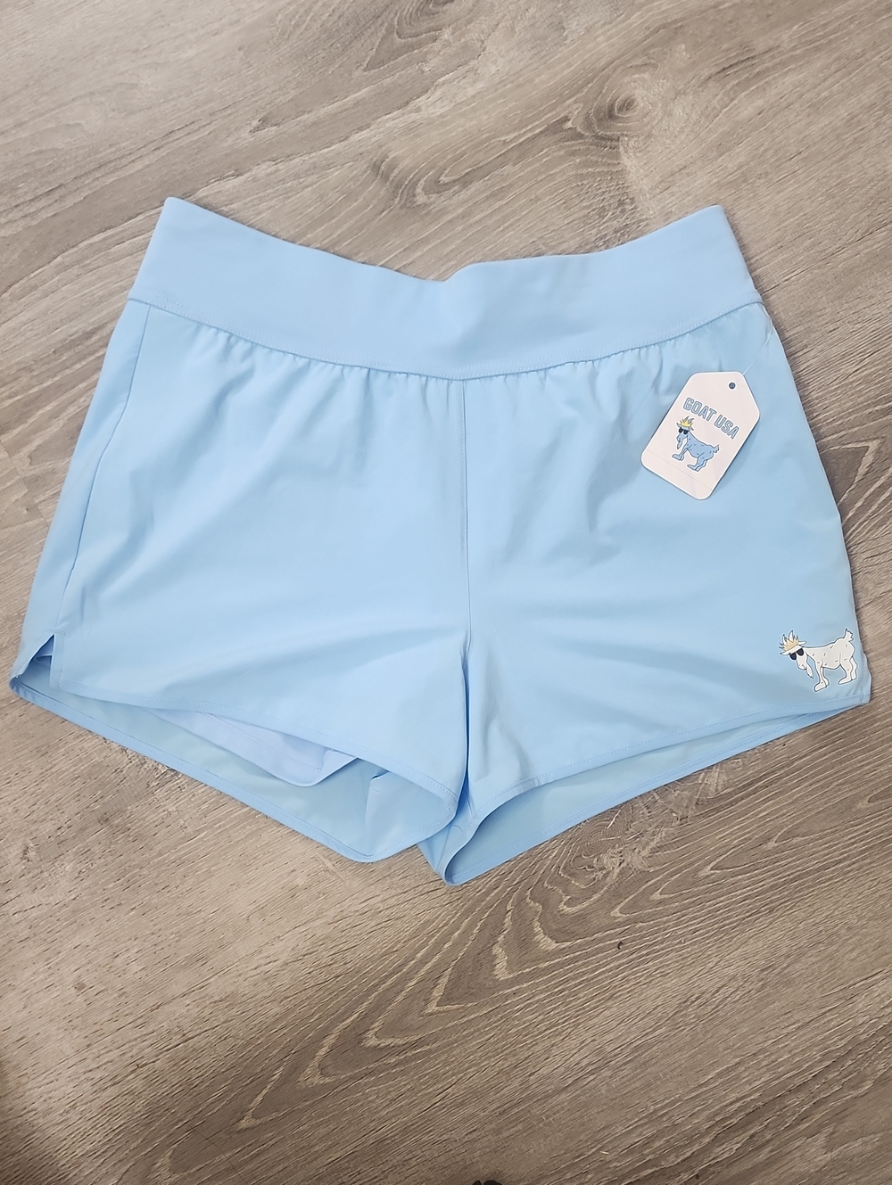 GOAT USA Carolina Blue Women's Active Shorts Size Large New With Tags